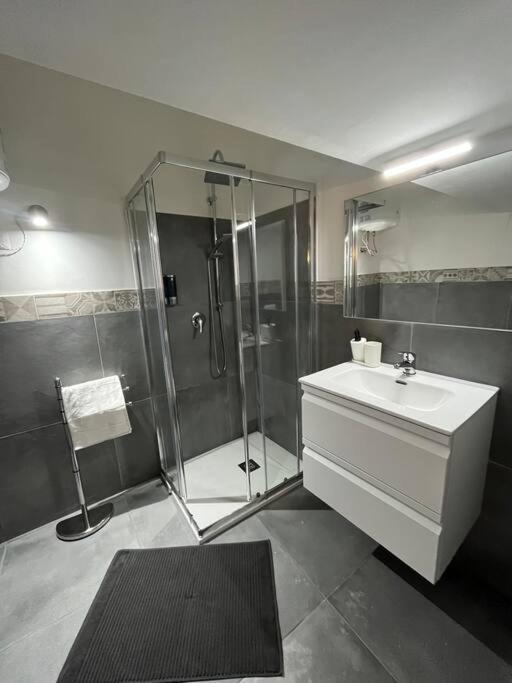 Casa Vacanze Piazza San Pietro バーリ エクステリア 写真